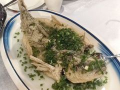 特色葱油飞鱼-岭南海晏楼(滨江东总店)