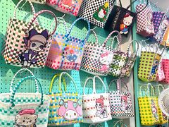 -义乌小商品批发市场(中国小商品城·篁园服装市场店)