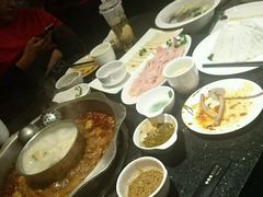 -小天鹅火锅·一线江景洪鼎旗舰店(洪崖洞店)