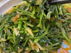 酸笋炒空心菜-浩海火燒雲傣家菜(静安芮欧店)