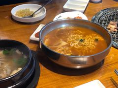 -万兴佳烤肉·长白山老味道(东岸里店)