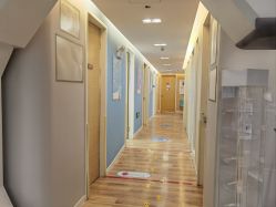 -唯儿诺儿童医院·儿科·眼科·口腔(海岸城店)