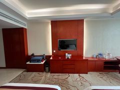 -兴芮温泉度假区