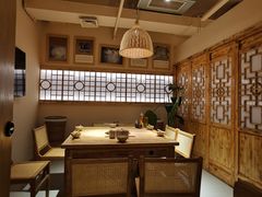 -白乐天毛肚火锅馆(解放碑店)