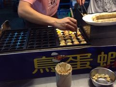 -六合夜市