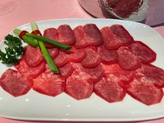手切特级牛舌-行家海鲜火锅酒家(静安寺店)