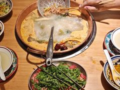 -洱火云南酸菜牛肉火锅(石景山当代商城店)