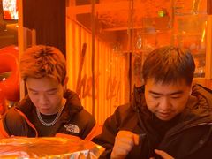 -何师烧烤Pro ·江湖川菜·小龙虾·精酿(太古里旗舰店)
