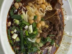 -渝之汇牛肉豌杂面