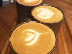-星巴克(港汇1号办公楼店)