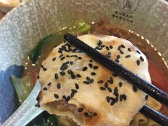 衢州土猪肉小烤饼-坊门老街(宜山路店)