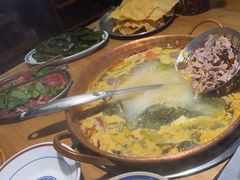 -洱火云南酸菜牛肉火锅(石景山当代商城店)