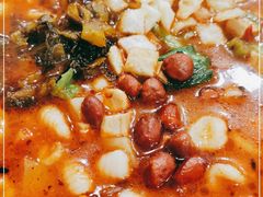 -吴三酸菜麻食酱香面馆(印花布园小区店)
