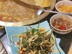 -顶顶汤火牛排火锅·经典铜锅涮肉