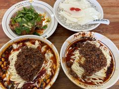-小谭豆花(西大街店)