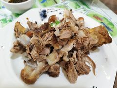 -连池鱼豆味坊(风景区店)