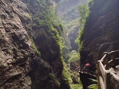 -龙水峡地缝景区