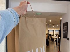 -ZARA(恒隆广场店)