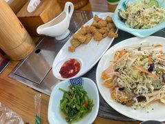 -亲昵春川鸡排(韩国美食街店)