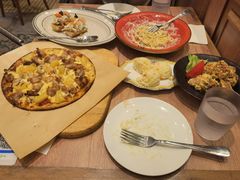 -玛格萝妮比萨屋(四平店)