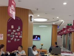 -雅悦齿科(顾村公园店)