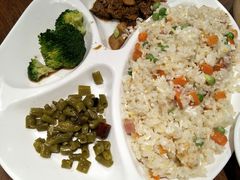-大食代美食广场(上海中心店)