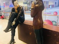 -冰纷万象滑冰场(二七万象城店)