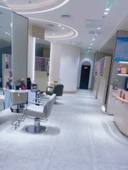 -Mentor Hair Salon