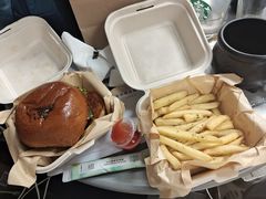 -shark burger·鲨鱼汉堡(交子大道店)