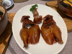 -香港百合居(LCM置汇旭辉广场店)