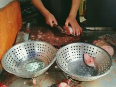 -梅记大块头爆鱼店(乍浦路店)