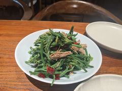 炝拌腐竹丝瓜尖-双流老妈兔头(荟聚店)