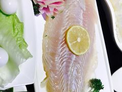 -唯爱KTV聚会餐厅(仙林东城汇店)