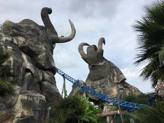 -七彩云南欢乐世界