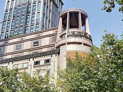 -梅龙镇广场