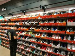 -NIKE上海青浦优选体验店