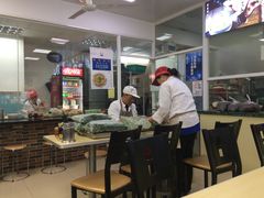 现场包制-顶巧鸡汤馄饨(虹口总店)