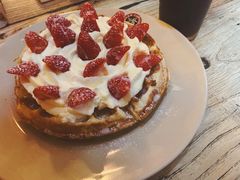 草莓松饼-漫咖啡MAANCOFFEE(人大店)