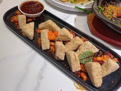 -荟廷·晶萃(陆家嘴尚悦湾店)