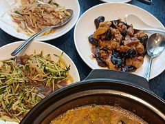 -小渔莊•地道胶东菜(旅游路万象省博物馆店)