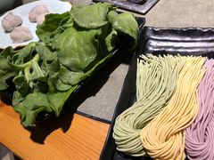 什锦三色面-贰重天冰煮羊自助火锅(东坝店)