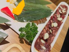 -炼火烤肉店