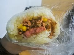 特色综合味饭团-秋英饭团(大庙新村店)