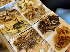 -野菌皇海景野生菌火锅(滨海大道店)