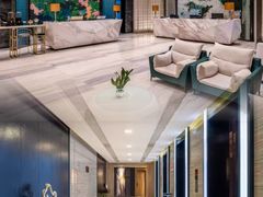 -武汉武昌站街道口华美达安可酒店