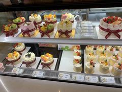 -花花卷卷·鲜食蛋糕(静安久光百货店)