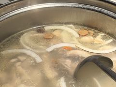 -三个椰子·现砍椰子鸡(金源CBD店)