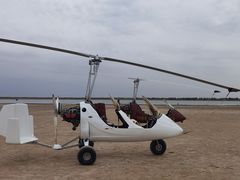 -亿利库布其七星湖沙漠生态旅游区