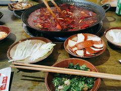 -黄潇洒老火锅(九眼桥宏济巷店)