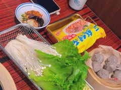 -沙胆彪炭炉牛杂煲(上海日月光广场店)